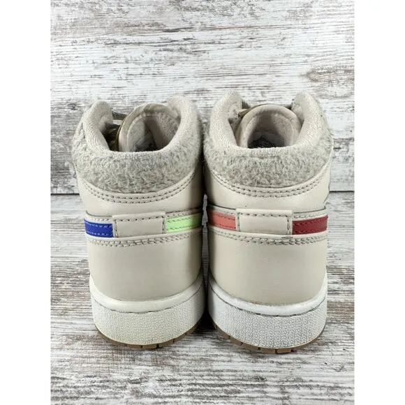 Youth Nike Air Jordan 1 Mid Fleece Pearl Sneakers Sz 3.5Y Athletic