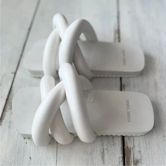 Yume Yume Tyre Slides White Sz 8/39 Crossover Padded Strap Sandals Shoes $265