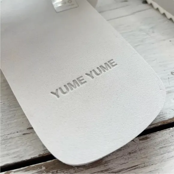 Yume Yume Tyre Slides White Sz 8/39 Crossover Padded Strap Sandals Shoes $265