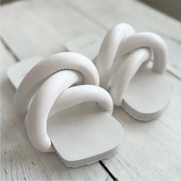 Yume Yume Tyre Slides White Sz 8/39 Crossover Padded Strap Sandals Shoes $265