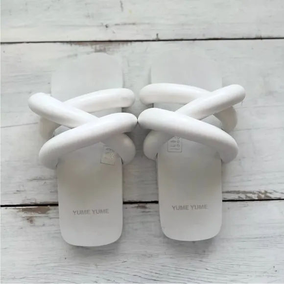 Yume Yume Tyre Slides White Sz 8/39 Crossover Padded Strap Sandals Shoes $265