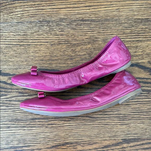 Z Tory Burch Women’s 8.5 Pink and Gold Ballerina Flats with Glossy Finish