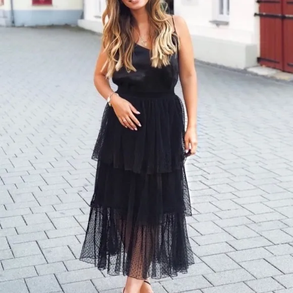 ZARA Black Swiss Polka Dot Velvet Mesh Net Tiered Ruffle Midi Skirt NWT
