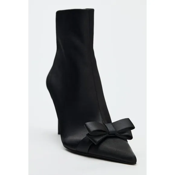 Zara Bow High-Heel Ankle Boots size 7.5